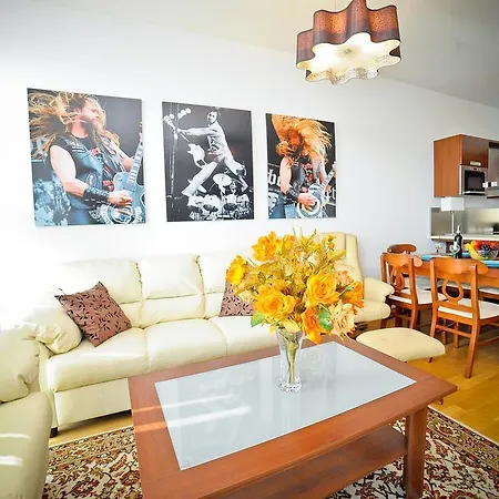 Luxury Rockefeller - Sea Towers Apartment Gdynia Room photo