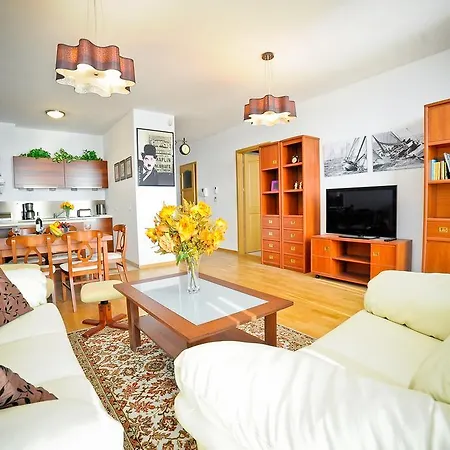 Luxury Rockefeller - Sea Towers Apartment Gdynia Room photo