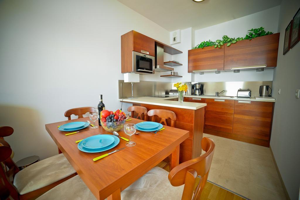 Luxury Rockefeller - Sea Towers Apartment Gdynia