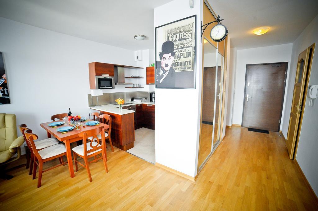 Luxury Rockefeller - Sea Towers Apartment Gdynia